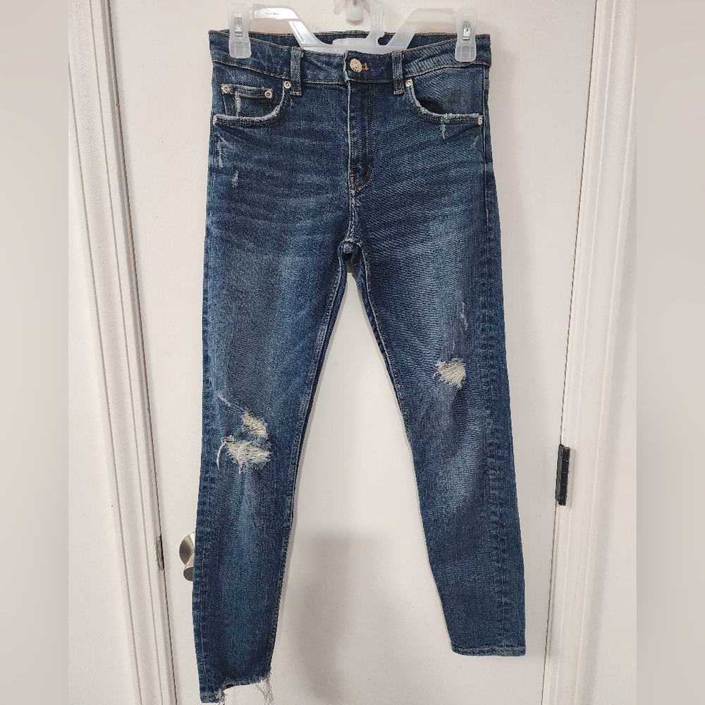 ZARA Distressed Blue Denim Sz. 4